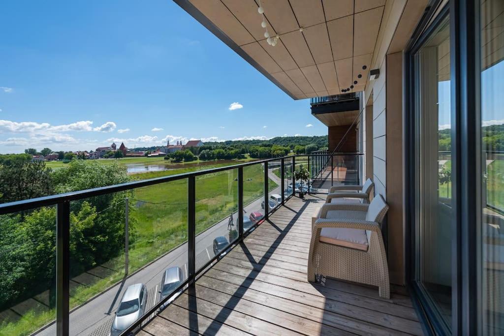 Bright Kaunas Apartment With Castle View Exterior foto